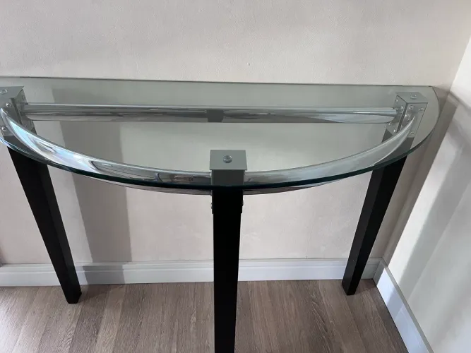 Mesa aparador de vidro