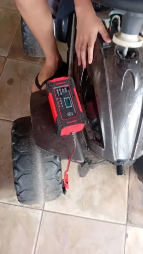 Moto infantil elétrica com carregador