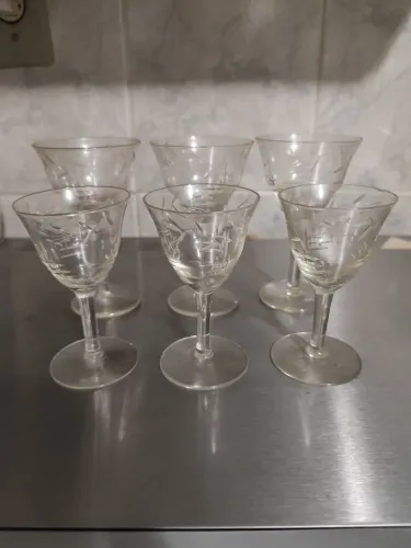 3 TAÇAS de LICOR CRISTAL LAPIDADO VINTAGE (ÓTIMO ESTADO)