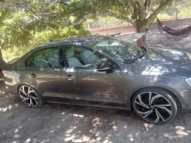 Volkswagen Jetta Comfortline 2.0 T.flex 8V 4P Tipt. 2013