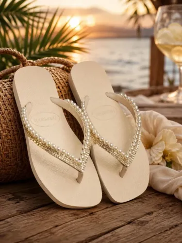 Chinelos bordados