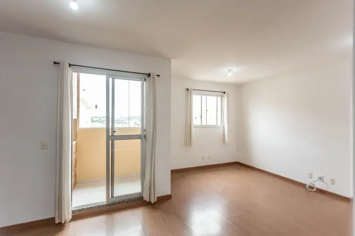 Duplex para venda com 136 metros quadrados com 2 quartos em Guaíra - Curitiba - PR
