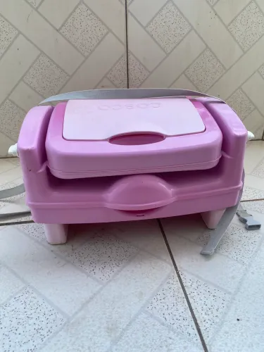 Cadeira de alimentação infantil