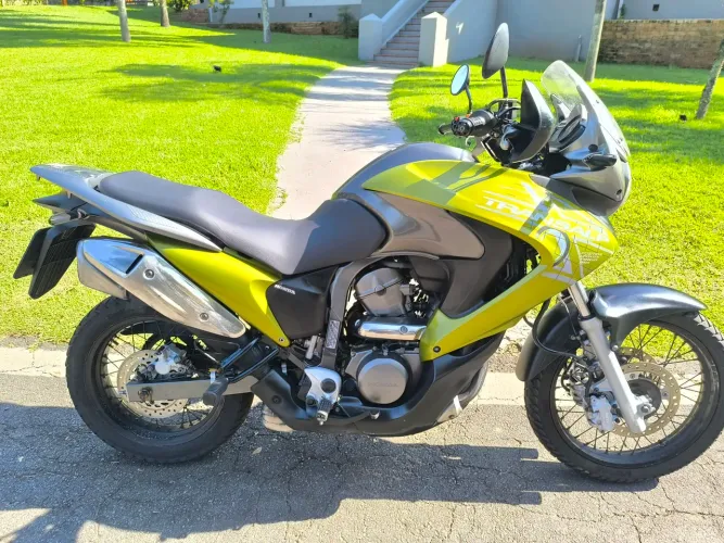 Honda Transalp 2012