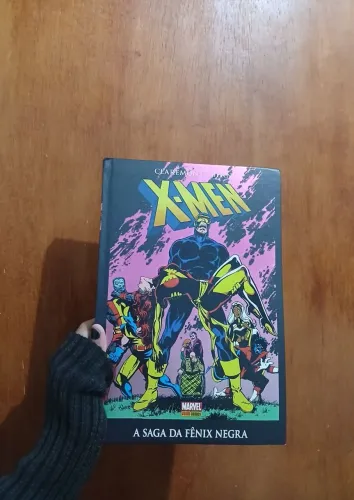 A Saga da Fênix Negra (Hq em capa dura)