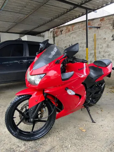Vendo moto Ninja 250r