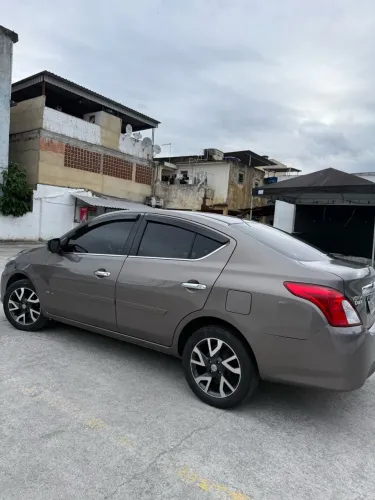 Nissan Versa Unique 1.6 16V Flex 4P Mec. 2016