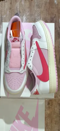 Jordan travis pink