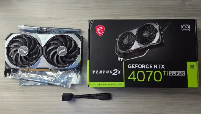Placa de vídeo Nvidia RTX? 4070 Ti SUPER 16G VENTUS 2X OC impecável