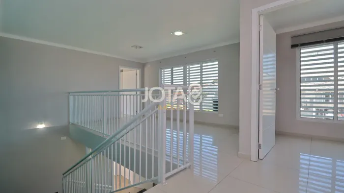 IMÓVEL COMERCIAL DE ALTO PADRÃO COM 2 ANDARES E SALAS FLEXÍVEIS Excelente Imóvel Comercial