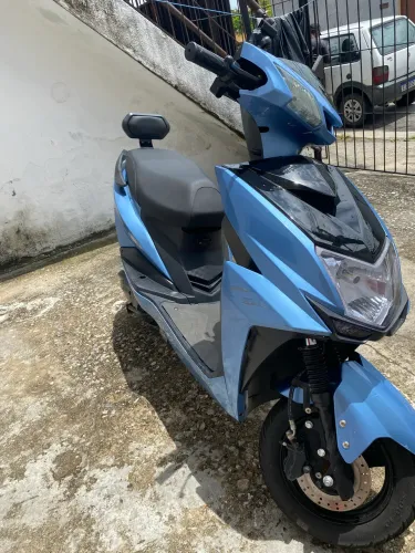 Scooter elétrica