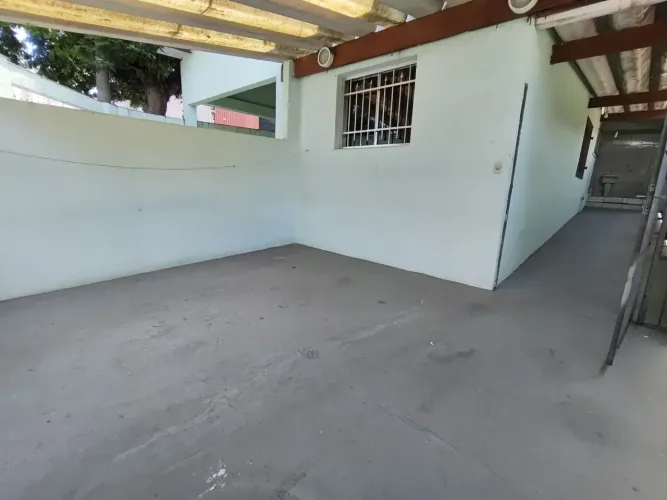 Casa para Locação com Garagem  Bairro Boa Vista