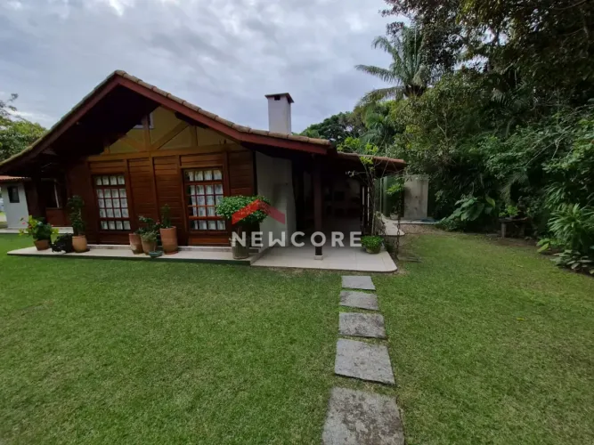 Casa de condomínio em Rua Y2e - Guaratuba - Bertioga/SP