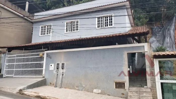 Apartamento com 2 dormitórios para alugar, por R$ 1.120 - Retiro - Volta Redonda/RJ