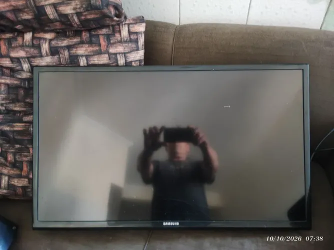 Vendo TV UN32FH4205G com defeito na placa