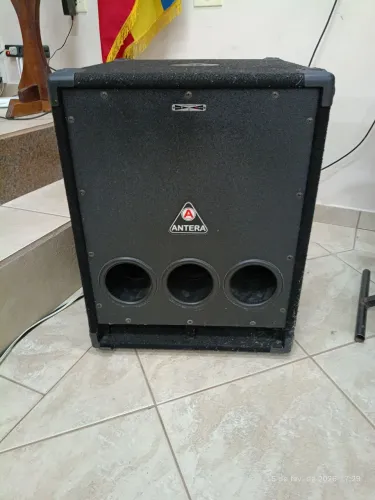 Subwoofer Ativo 15 polegadas de 600W RMS Antera LF1000AX