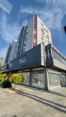 Excelente loja comercial na avenida Teresópolis, com sobreloja, 2 banheiros