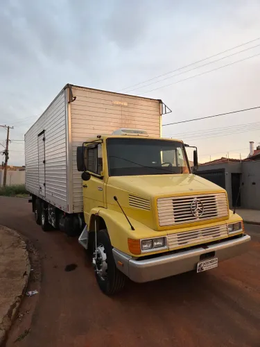 MB 1618, Ano 1991, Trucado, Báu 8,00 mts, Ótimo estado.
