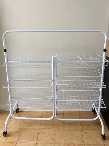 Arara de roupa 330