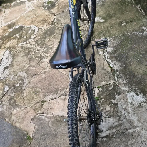 Caloi aro 24 