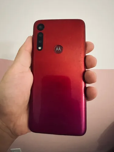 Motorola G8 Play