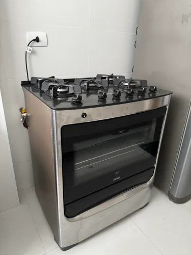 Fogão Consul 5 Bocas Mesa de Vidro Inox - Apenas 5 meses de uso