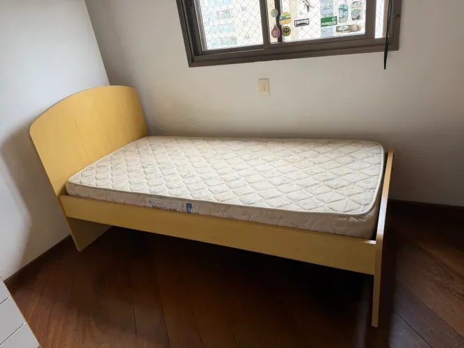 Cama de solteiro