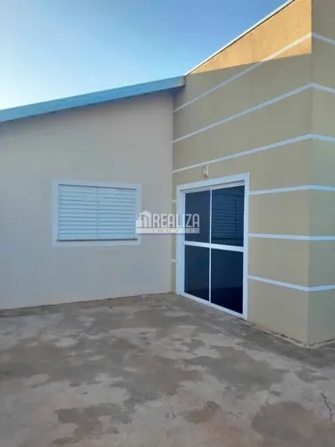 Casa à venda no Loteamento Residencial Tamareiras, em Uberaba MG !