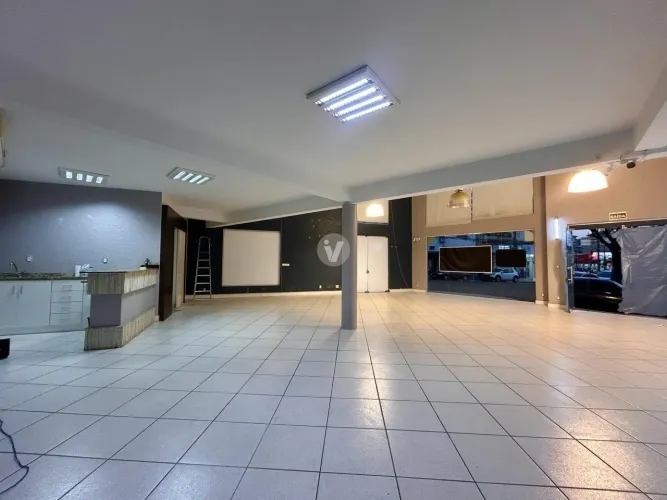 Prédio 1 dormitórios para alugar Centro Santa Maria/RS