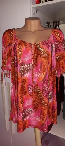 blusinha ciganinha tam gg ....... há mais modelos e tamanhos zap 11- *