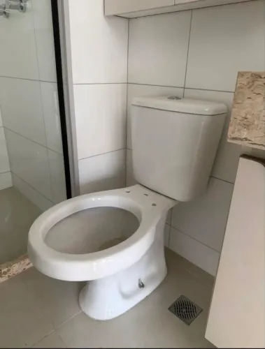 VASO SANITÁRIO COM CAIXA ACOPLADA DA DECA