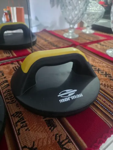 Par de apoio giratório mormai