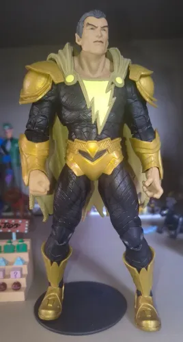 Boneco Adão Negro DC