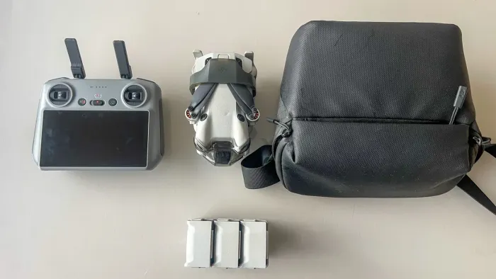 DJI Mini 4 Pro Fly More Combo