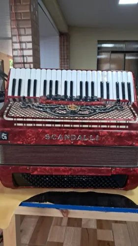 Acordeon scandalli