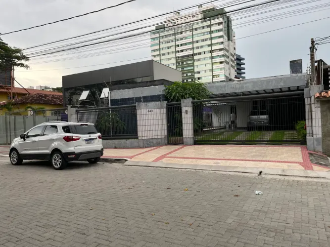 Oportunidade Imperdível: Espaço Comercial de Prestígio na Praia da Costa!
