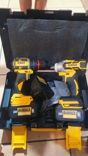 KIT DEWALT PARAFUSADEIRA E CHAVE DE IMPACTO 