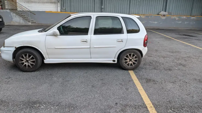 Chevrolet Corsa Wind 1.0 Mpf/milleniumi/ EFI 4P 2001