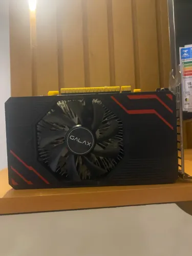 GTX 1650 super conservada