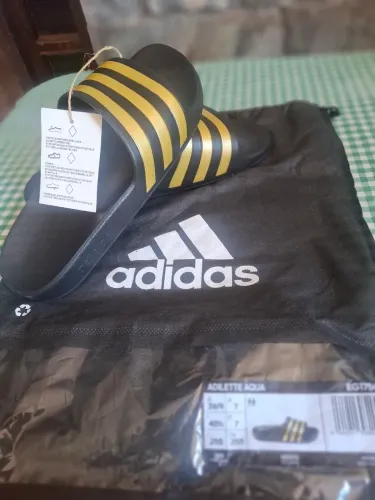 Chinelo Adidas Adilette Acqua