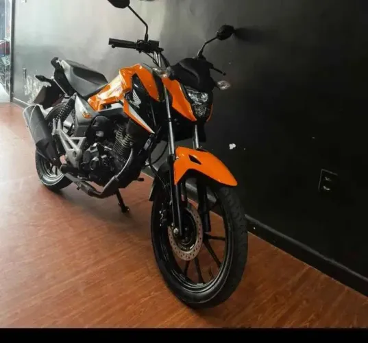 Vendo moto HONDA CG 160.