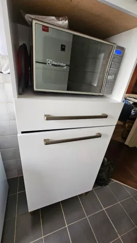 Armario de cozinha/ suporte microondas/ paneleiro