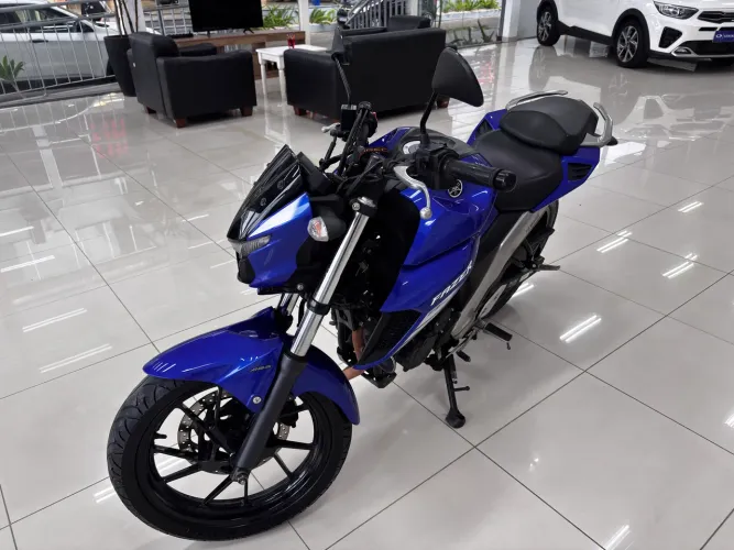 Fazer FZ 25