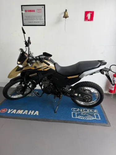 XTZ LANDER BEGE