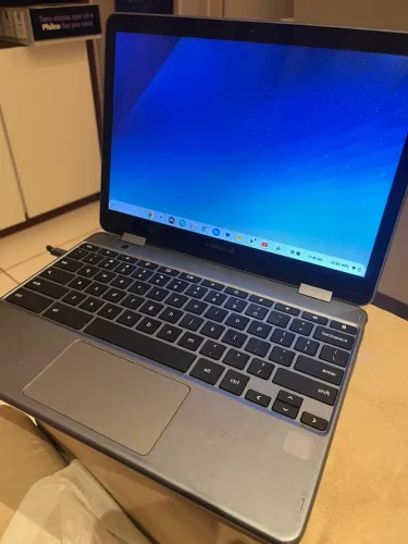 Vendo notebook Samsung Chromebook Plus V2 2 em 1