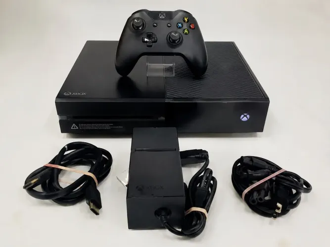 Xbox One - Console com Controle