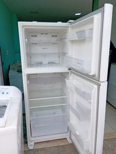 Geladeira Electrolux 431 L 