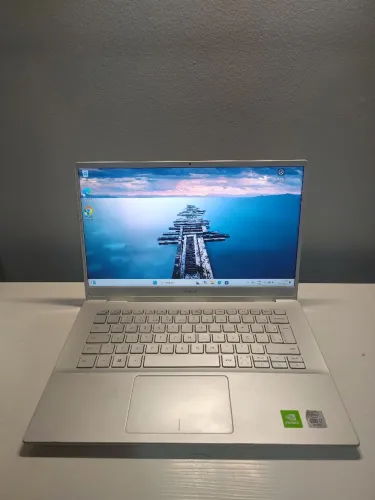 Notebook Dell Core i7 8GB SSD 240 Vídeo dedicado NVidia (Aceito Cartão)