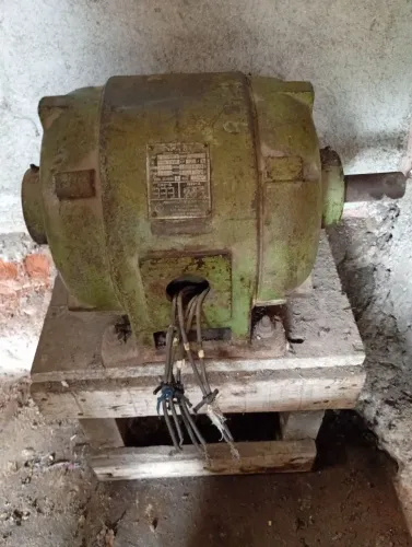 Motor trifásico para maquinário