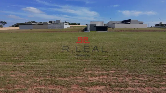 Terreno para venda com 429,87 m² no Residencial Guestier I